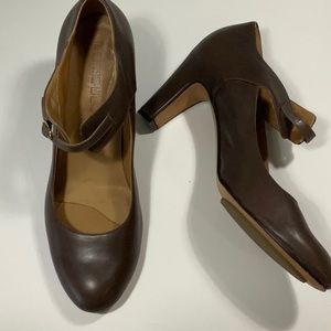 Chic Brown Leather Heels